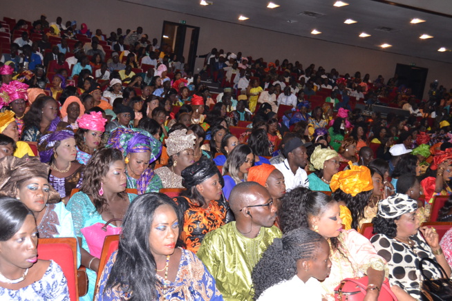 42 images, anniversaire Mame Goor Djazaka remplit le sorano. Regardez