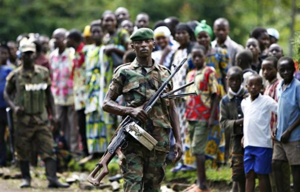 Éventualité d'une intervention militaire: Des villages de la Casamance débordés par l'afflux de réfugiés gambiens Éventualité d'une intervention militaire: Des villages de la Casamance débordés par l'afflux de réfugiés gambiens