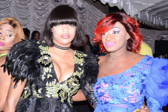 En images, l'anniversaire de KINE BADIANE la danseuse de viviane. En images, l'anniversaire de KINE BADIANE la danseuse de viviane.