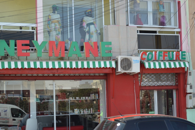 Les couleurs changent chez NEYMANE COIFFURE une nouvelle vision de la beauté à Dakar. Les couleurs changent chez NEYMANE COIFFURE une nouvelle vision de la beauté à Dakar.