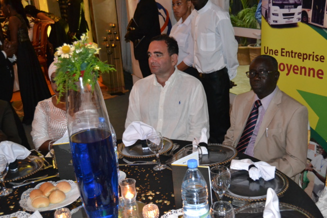 CAURIS D'OR: Arrivé du Président du MDES Mbagnick Diop accompagné par la délégation du gouvernement. CAURIS D'OR: Arrivé du Président du MDES Mbagnick Diop accompagné par la délégation du gouvernement.