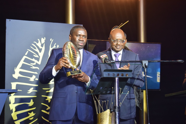 REMISE DES CAURIS D'OR HORS COMPETITIONS 2017. EN IMAGES REMISE DES CAURIS D'OR HORS COMPETITIONS 2017. EN IMAGES