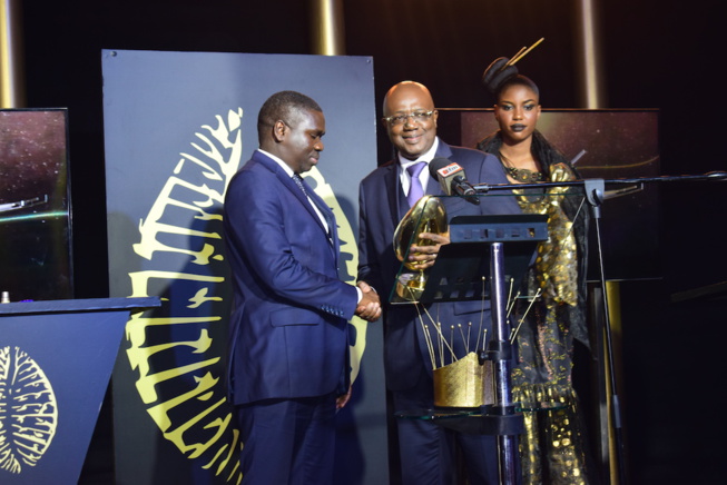 REMISE DES CAURIS D'OR HORS COMPETITIONS 2017. EN IMAGES REMISE DES CAURIS D'OR HORS COMPETITIONS 2017. EN IMAGES