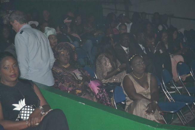 GRAND BÉGUÉ DE CASA: Pape Diouf met le feu au Cercle Municipal de Casablanca. GRAND BÉGUÉ DE CASA: Pape Diouf met le feu au Cercle Municipal de Casablanca.