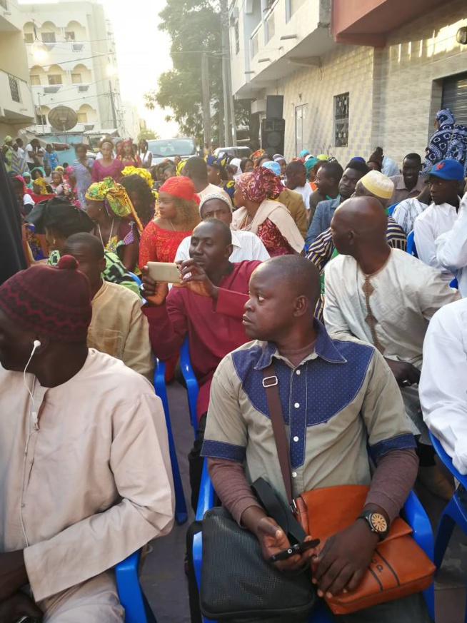 Meeting du mouvement de soutien à Karim Wade à Pikine: La Section Marché Zinc de Pikine du Mouvement Ligueuy AK Karim (MLK) a organisé ce samedi 29 Avril 2017 un Grand Meeting