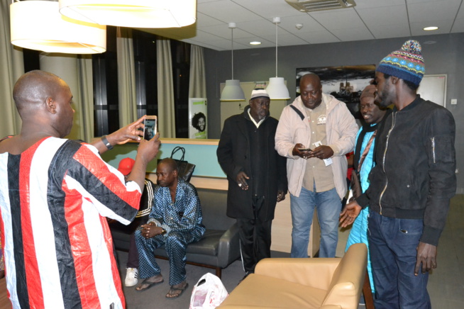 TANGE SHOW À PARIS: L'artiste comédien, Moussa Seck de la troupe "DIAKHEN" de Thies retrace son parcour durant 13 ans en Europe. REGARDEZ