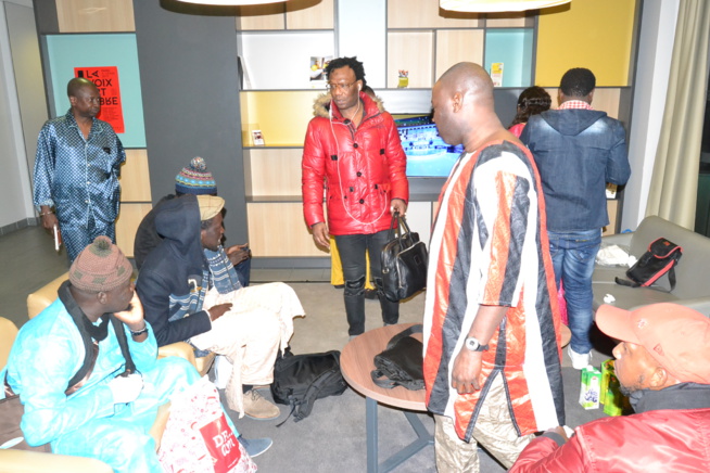 TANGE SHOW À PARIS: L'artiste comédien, Moussa Seck de la troupe "DIAKHEN" de Thies retrace son parcour durant 13 ans en Europe. REGARDEZ