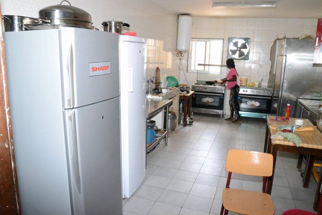 DU NOUVEAU À DAKAR: Le Jet Café ouvre ses portes, Bar-Chicha- Restaurant- Lounge- Hotel DU NOUVEAU À DAKAR: Le Jet Café ouvre ses portes, Bar-Chicha- Restaurant- Lounge- Hotel