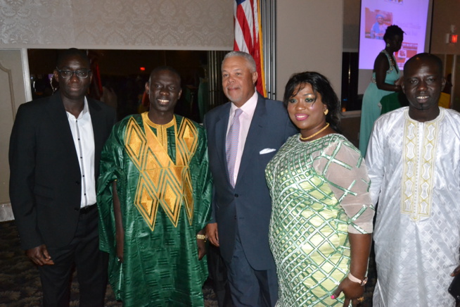 Pape Diouf honnoré à Philadelphia: Award de l'artiste de l'année et award pour sa contribution Africa's musical Heritage