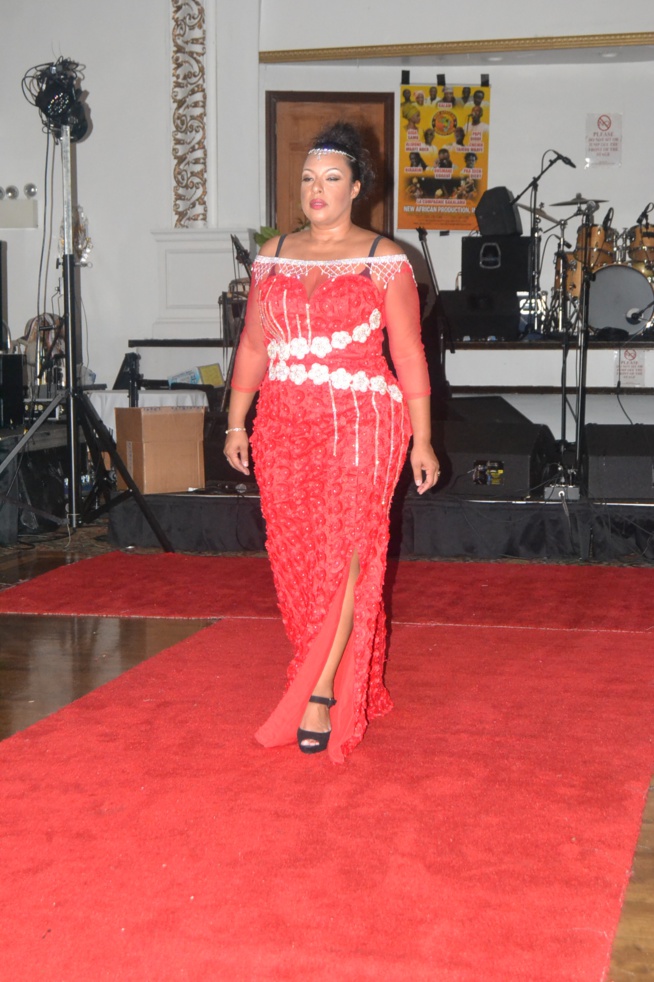 Senegalese 2The States day, Bamba Partenaire couture démontre sa créativité au Fashion Show de New York.