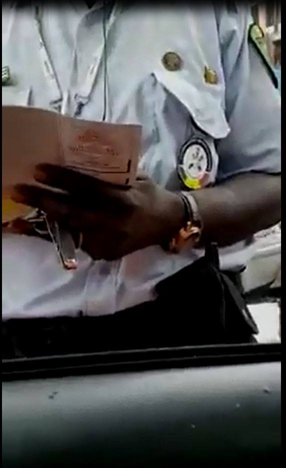 Dernière minute: Le policier Assane Diallo condamné à 2 mois avec sursis Dernière minute: Le policier Assane Diallo condamné à 2 mois avec sursis