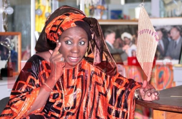 OUMOU SY, FONDATRICE DU « METISSACANA »: A cause du Metissacana, on m’a menacée de mort, ainsi que mes enfants » OUMOU SY, FONDATRICE DU « METISSACANA »: A cause du Metissacana, on m’a menacée de mort, ainsi que mes enfants »
