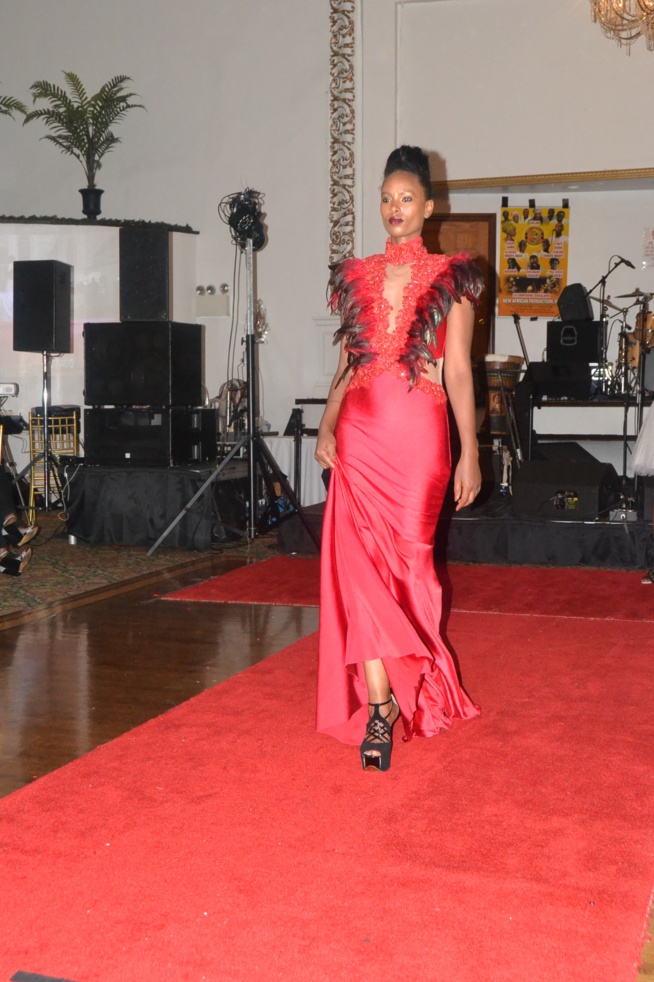 Senegalese 2 The States à New York, Moussa Versailles de Brooklin présente sa collection. Regardez Senegalese 2 The States à New York, Moussa Versailles de Brooklin présente sa collection. Regardez