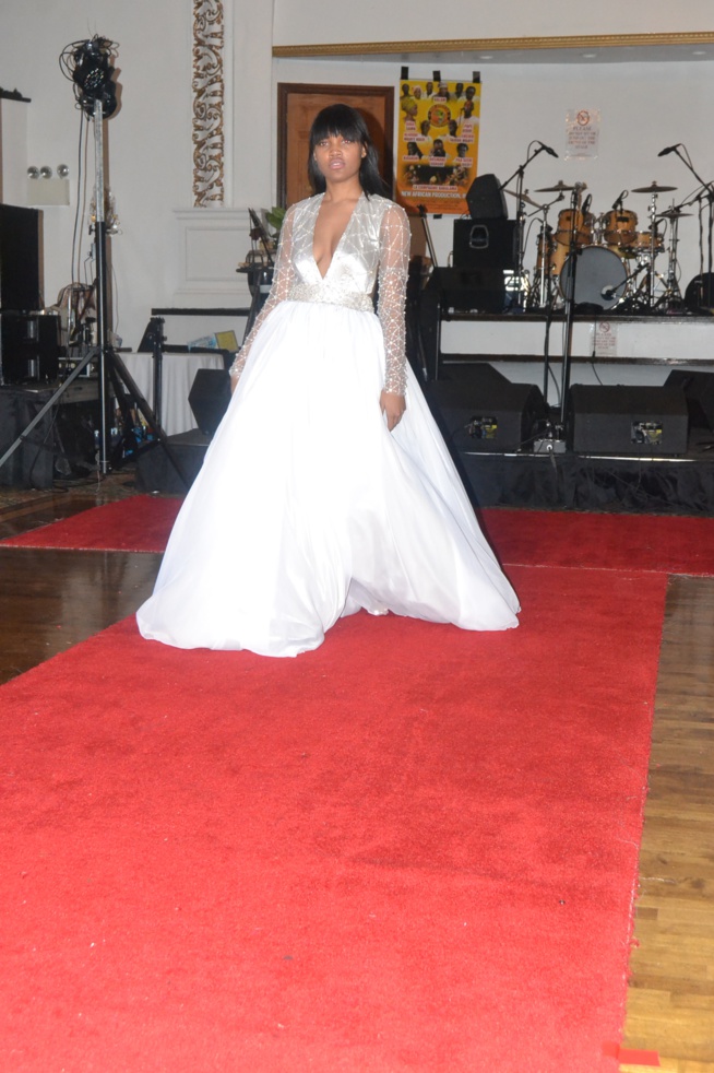 Senegalese 2 The States à New York, Moussa Versailles de Brooklin présente sa collection. Regardez Senegalese 2 The States à New York, Moussa Versailles de Brooklin présente sa collection. Regardez