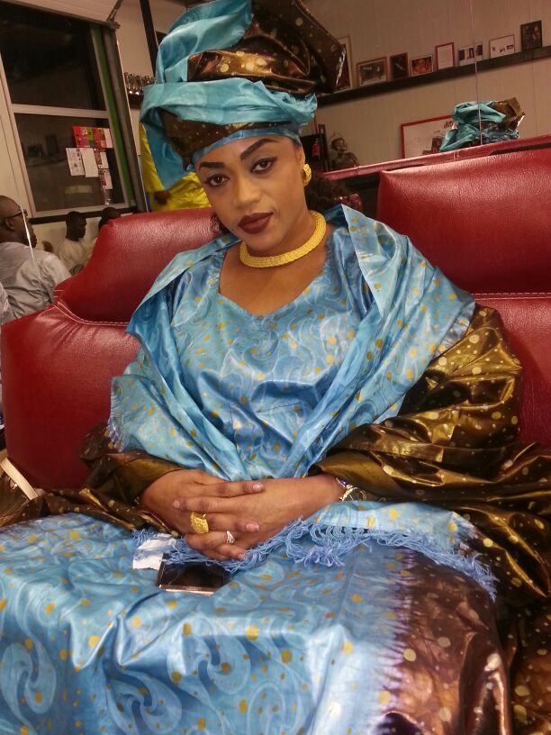 Le berndé Cheikh Aida Saliou au khalife général des mourides, Serigne Sidy Moukhtar Mbacké
