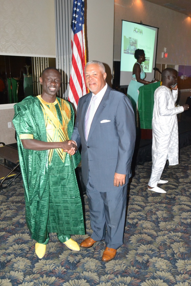 Pape Diouf reçu par le Senator de Pensylvania Anthony Williams aux Etats Unis.