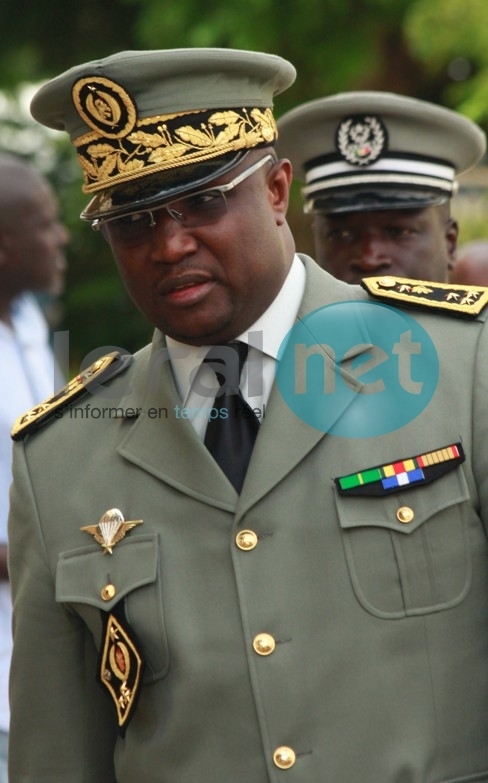Coupure d'électricité : Le soldat Mamadou Makhtar Cissé en opération commando ! Coupure d'électricité : Le soldat Mamadou Makhtar Cissé en opération commando !