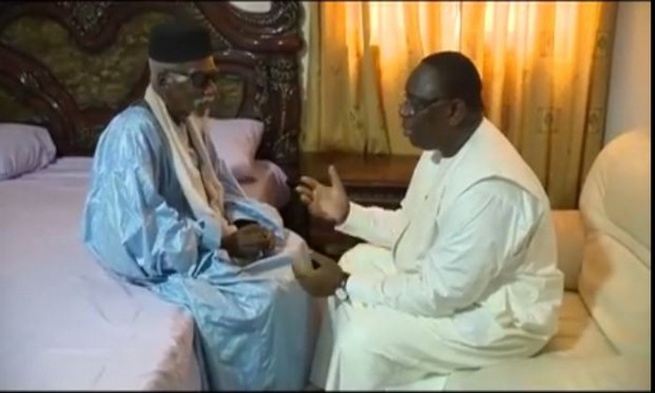 Macky chez serigne sidy mokhtar: Les coulisses d’une visite de courtoisie Macky chez serigne sidy mokhtar: Les coulisses d’une visite de courtoisie