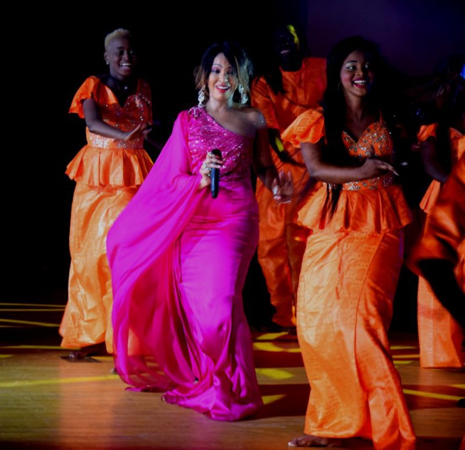 16 ANS DE CARRIÈRES AU GRAND THÉÂTRE: Viviane réussit son pari avec la compétence de son manager Djidiack. 16 ANS DE CARRIÈRES AU GRAND THÉÂTRE: Viviane réussit son pari avec la compétence de son manager Djidiack.