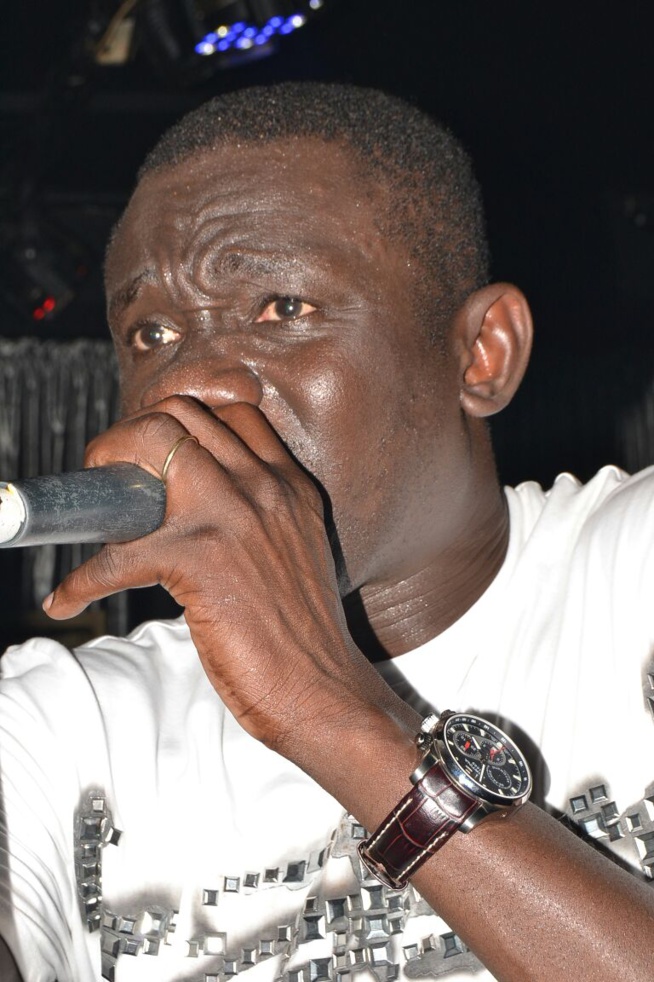 Un Baramundi nostalgique,retrouve son Pape Diouf dans une forte ambiance. Un Baramundi nostalgique,retrouve son Pape Diouf dans une forte ambiance.