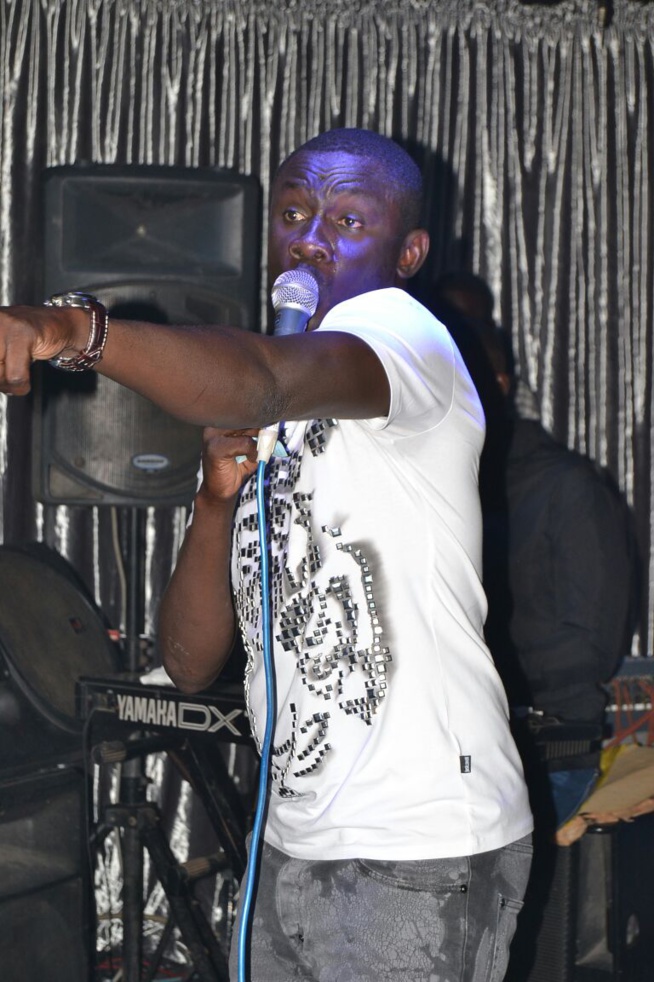 Un Baramundi nostalgique,retrouve son Pape Diouf dans une forte ambiance. Un Baramundi nostalgique,retrouve son Pape Diouf dans une forte ambiance.