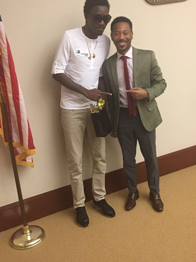 Un mandat d’arrêt contre Waly Seck, en prison des qu’il met les pieds à Dakar Un mandat d’arrêt contre Waly Seck, en prison des qu’il met les pieds à Dakar