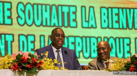 Macky Sall : "La Chine pourrait devenir le premier partenaire commercial du Sénégal" Macky Sall : "La Chine pourrait devenir le premier partenaire commercial du Sénégal"