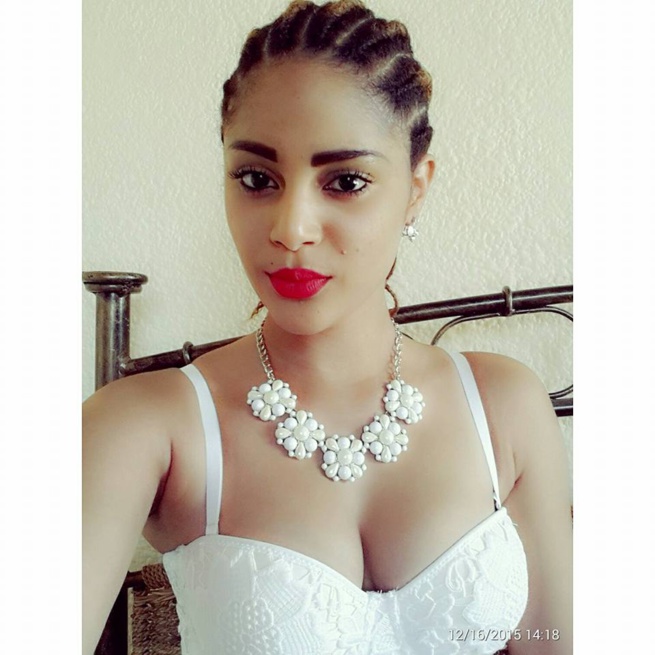 Nadia out ,Juliana Monterio in. La nymphe qui brille les nuits du marabout jet setteur Mounzir Niasse Nadia out ,Juliana Monterio in. La nymphe qui brille les nuits du marabout jet setteur Mounzir Niasse