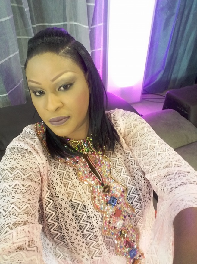 Keb’s Thiam de la tfm en mode « make up » Keb’s Thiam de la tfm en mode « make up »