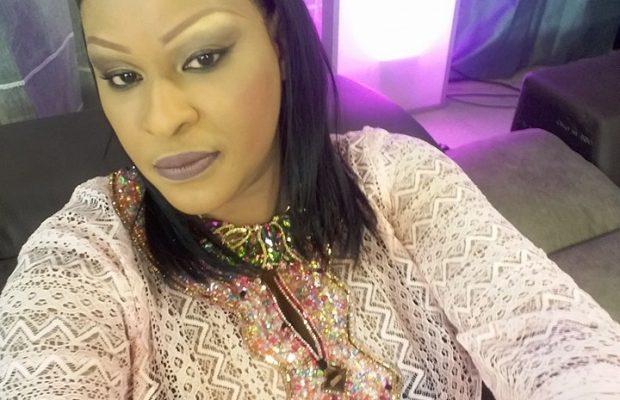 Keb’s Thiam de la tfm en mode « make up » Keb’s Thiam de la tfm en mode « make up »