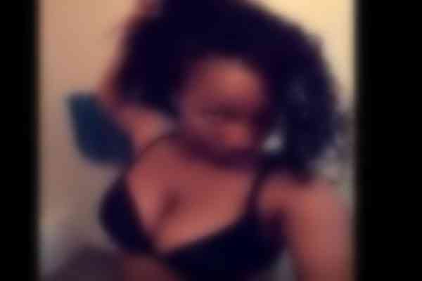 Snapchat ou la nouvelle folie des jeunes filles sénégalaises... Snapchat ou la nouvelle folie des jeunes filles sénégalaises...