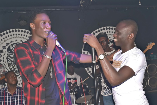 Diao Balde Keita guest star à la soirée de Pape Diouf au BARAMUNDI. Diao Balde Keita guest star à la soirée de Pape Diouf au BARAMUNDI.