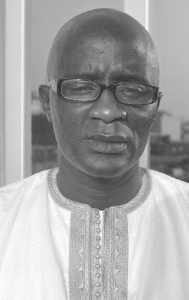 Attaques contre Macky Sall : Mouhamed Samb pointe du doigt "des gens tapis dans l'ombre" Attaques contre Macky Sall : Mouhamed Samb pointe du doigt "des gens tapis dans l'ombre"