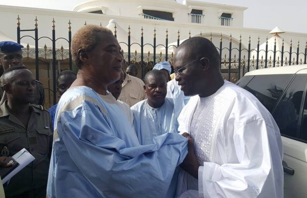 Serigne Abdou Karim Mbacké, « boroom Makharimal akhla » avait-il vu venir la victoire de Khalifa Sall ? Serigne Abdou Karim Mbacké, « boroom Makharimal akhla » avait-il vu venir la victoire de Khalifa Sall ?