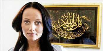 Danemark : Sherin Khankan, une imam à la tête d’une mosquée dirigée par des femmes Danemark : Sherin Khankan, une imam à la tête d’une mosquée dirigée par des femmes