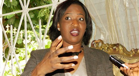 Zahra Iyane Thiam : « Nous sommes satisfaits de l’effritement de Taxawu Dakar » Zahra Iyane Thiam : « Nous sommes satisfaits de l’effritement de Taxawu Dakar »