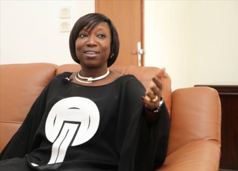 Viviane Bampassy Ministre de la fonction publique répond : ‘’Je n’ai jamais convoqué le SYTJUST’’ Viviane Bampassy Ministre de la fonction publique répond : ‘’Je n’ai jamais convoqué le SYTJUST’’
