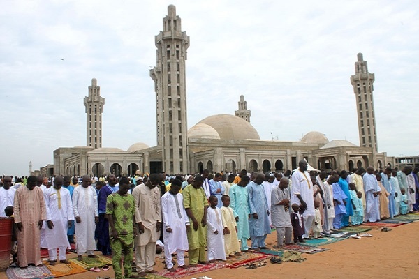 Massalikoul Djinane : La prière de l’Aïd sera dirigée par Serigne Moustapha Mbacké Massalikoul Djinane : La prière de l’Aïd sera dirigée par Serigne Moustapha Mbacké