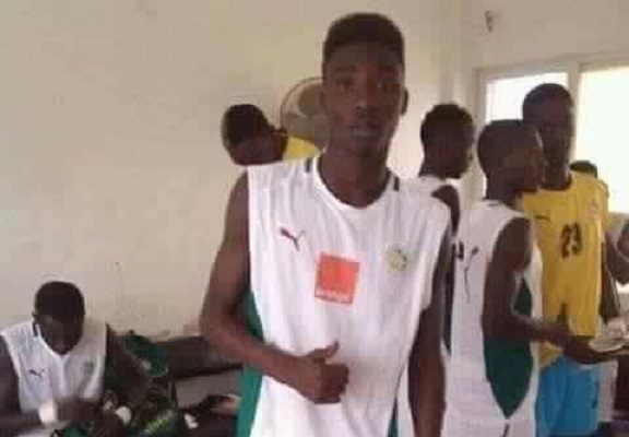 Mort subite : l’international U20 Pape Alioune Samb meurt en pleine séance d’entrainement Mort subite : l’international U20 Pape Alioune Samb meurt en pleine séance d’entrainement