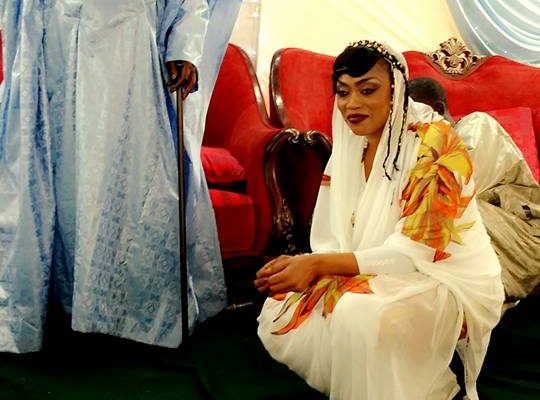 Cheikh Béthio désigne sa femme, Cheikh Adja Aida Diallo, comme son futur successeur ! Cheikh Béthio désigne sa femme, Cheikh Adja Aida Diallo, comme son futur successeur !