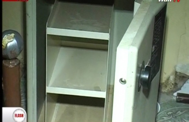 Attaque à mains armées à Bandia : Un coffre-fort contenant plus de 8 millions FCfa emporté Attaque à mains armées à Bandia : Un coffre-fort contenant plus de 8 millions FCfa emporté