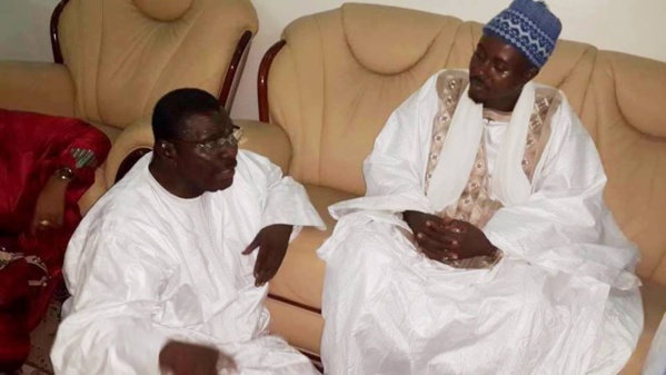 Affaire des "Cheikhs" et "Cheikhettes" : Les vérités de Serigne Bass Abdou Khadre Affaire des "Cheikhs" et "Cheikhettes" : Les vérités de Serigne Bass Abdou Khadre