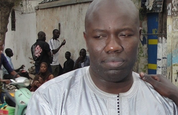 Ahmed Aïdara de D-Média convoqué à la Gendarmerie : On lui reproche d’avoir joué un rôle dans la… Ahmed Aïdara de D-Média convoqué à la Gendarmerie : On lui reproche d’avoir joué un rôle dans la…
