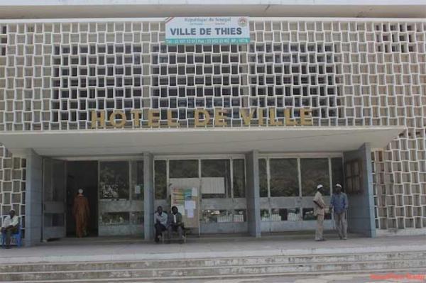 Mairie de Thiès : Talla Sylla, dans tous ses états, renvoie un agent « violeur » Mairie de Thiès : Talla Sylla, dans tous ses états, renvoie un agent « violeur »