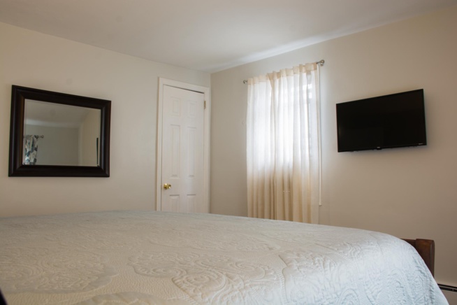 LUXE APPARTEMENT A LOUER HASBROUCK HEIGHTS NEW JERSEY 2 BDRM MEUBLES. 175 DOLLARS JOUR