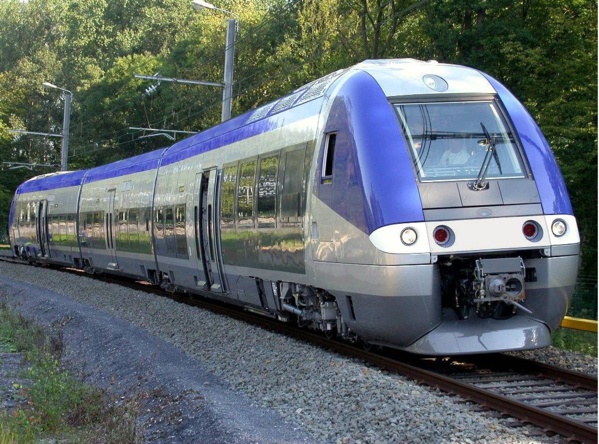 Les groupes français: la SNCF et RATP vont bientôt signer un accord-cadre avec le Sénégal pour l'exploitation et la maintenance du Train express régional (TER) Les groupes français: la SNCF et RATP vont bientôt signer un accord-cadre avec le Sénégal pour l'exploitation et la maintenance du Train express régional (TER)