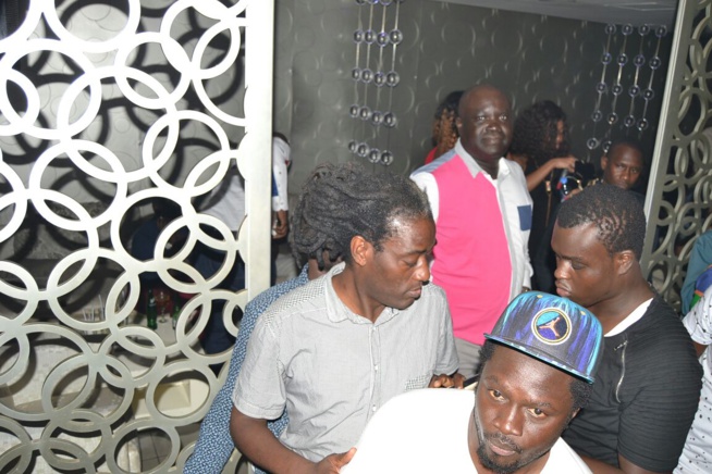 Pape Diouf et la soirée des trophées pour remercier New African Production et ses fans. Le BARAMUNDI chauffe.