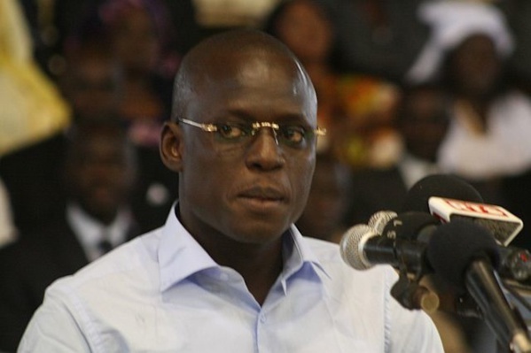 Le maire libéral de Yeumbeul Nord, Bara Gaye se soustrait du soutien de l'ams à Aliou Sall et dénonce Le maire libéral de Yeumbeul Nord, Bara Gaye se soustrait du soutien de l'ams à Aliou Sall et dénonce