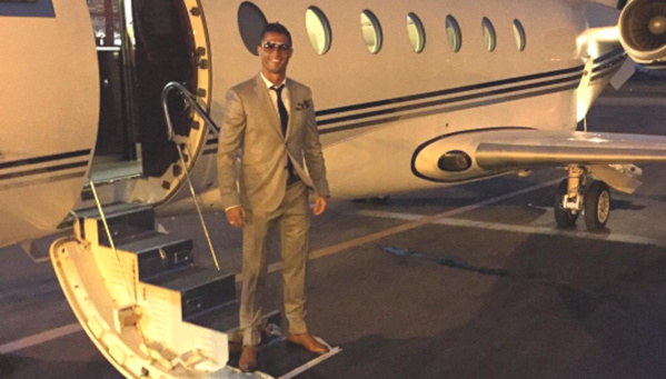 Le jet de Cristiano Ronaldo fait un crash à aéroport de Barcelone faisant aucune victime Le jet de Cristiano Ronaldo fait un crash à aéroport de Barcelone faisant aucune victime
