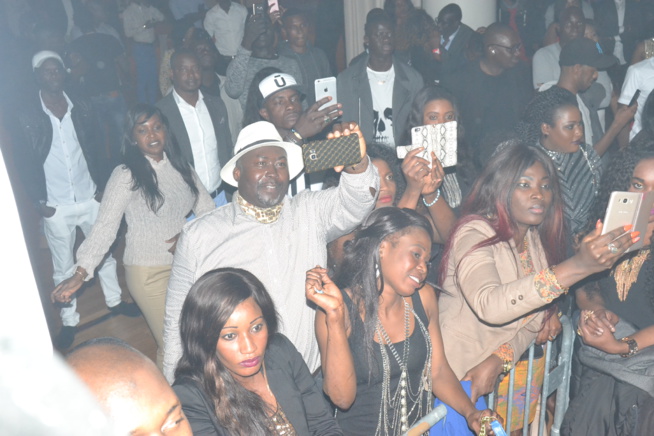 Titi la lionne de la musique Sénégalaise réussit son pari au Dock Haussman de Paris avec Africa Rythme. Regardez Titi la lionne de la musique Sénégalaise réussit son pari au Dock Haussman de Paris avec Africa Rythme. Regardez